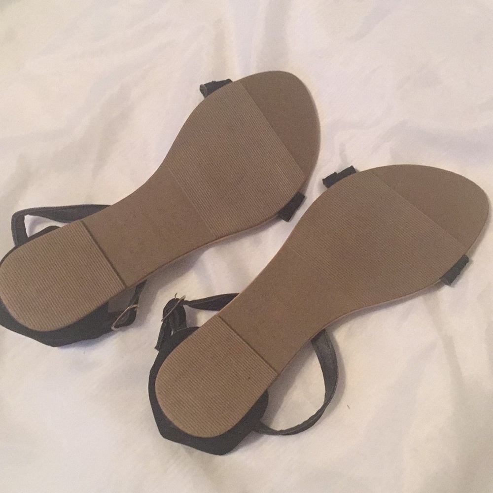 NWOT sandals black velvety size 9 CUTE! - Picture 4 of 4